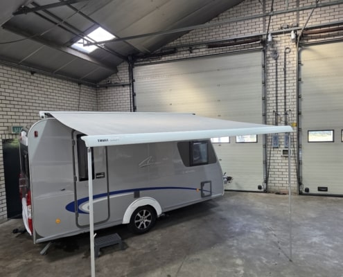 Bürstner Averso 390 - Cassette luifel
