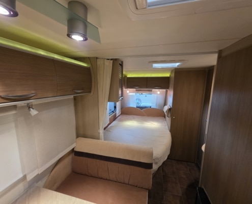 Bürstner Averso 390 - Frans bed