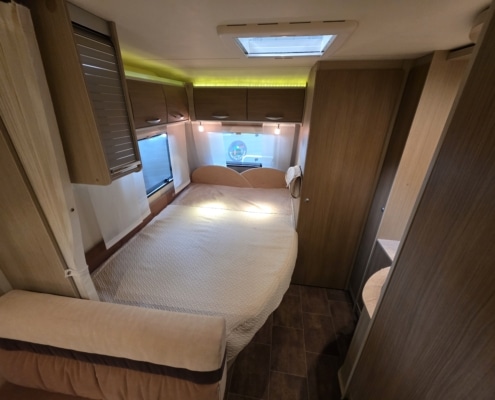 Bürstner Averso 390 - Frans bed