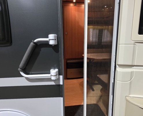 LMC Musica 503 E - Plisse hordeur + Instapbeugel